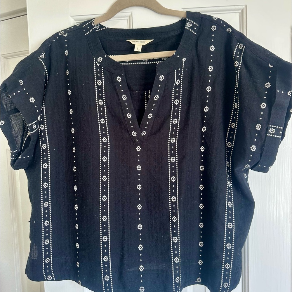 Lucky Brand Black Short-Sleeve Embroidered Split-Neck Tunic